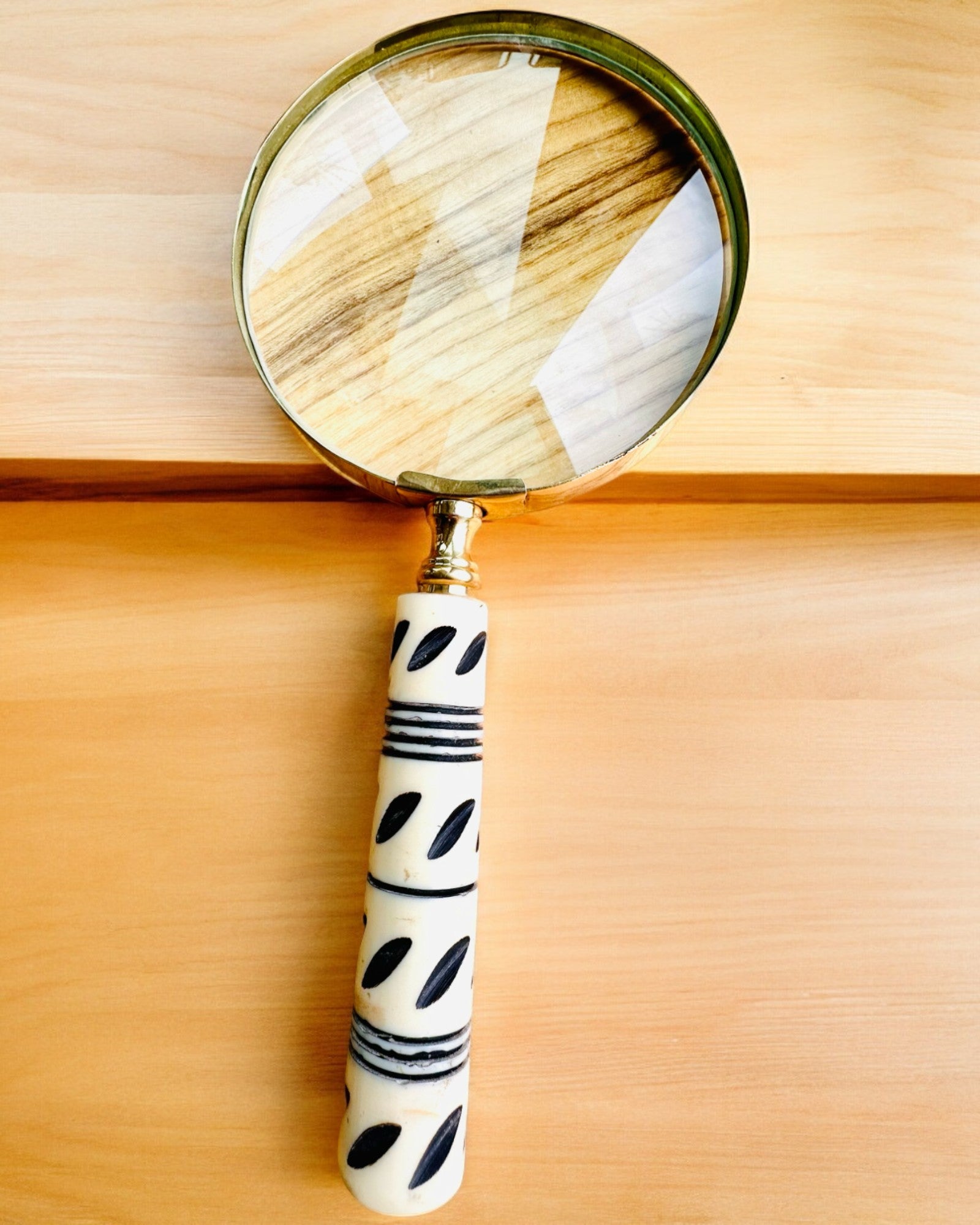 Large Retro Magnifying Glass, personalization option for a gift with engraving - variants to choose from