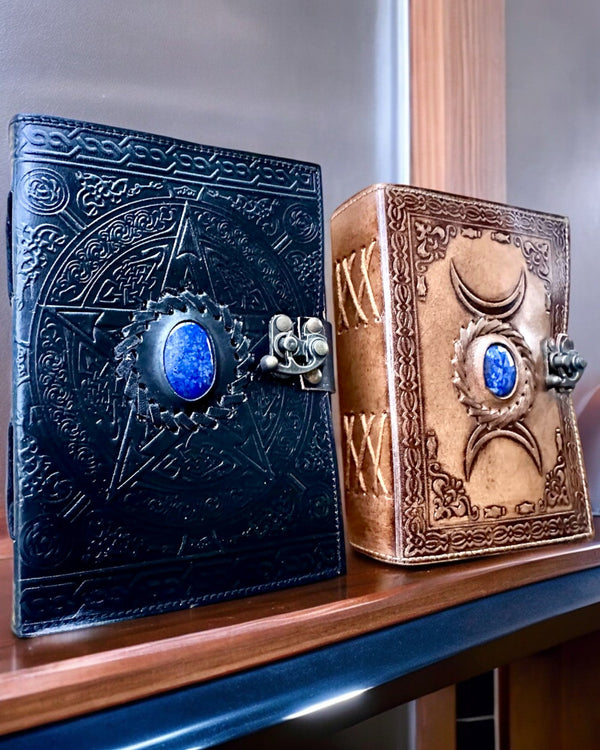 Premium Journal, Antique Pattern, Leather Notebook "Magic Chronicle" 200 pages, 2 variants to choose from, possibility of personalization with engraving