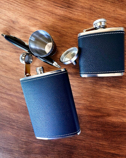 "Stylish Gentleman" Flasks Set - personalization option with engraving for a gift