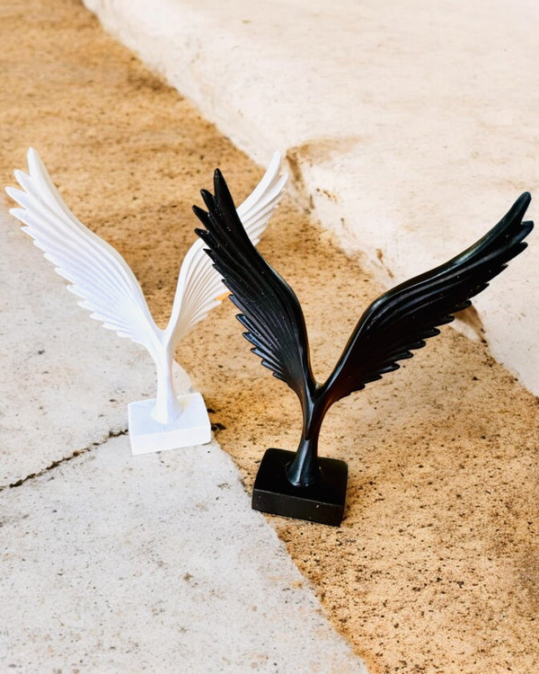 Elegant Angel Wings Figurine 15 cm high - "Winged Guardians", possibility of personalization with engraving for a gift, personalization, 2 color variants