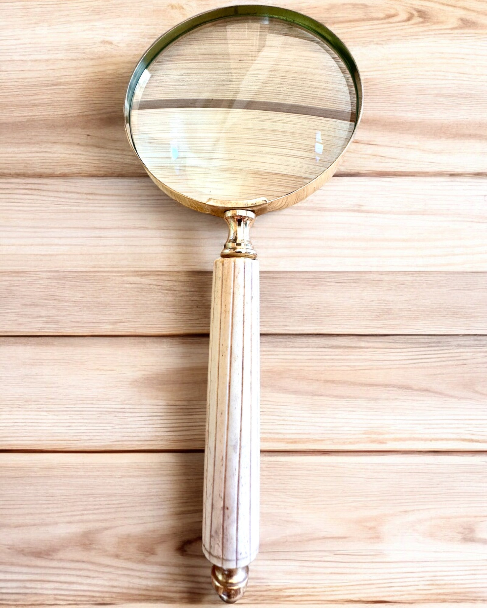 Large Retro Magnifying Glass, personalization option for a gift with engraving - variants to choose from