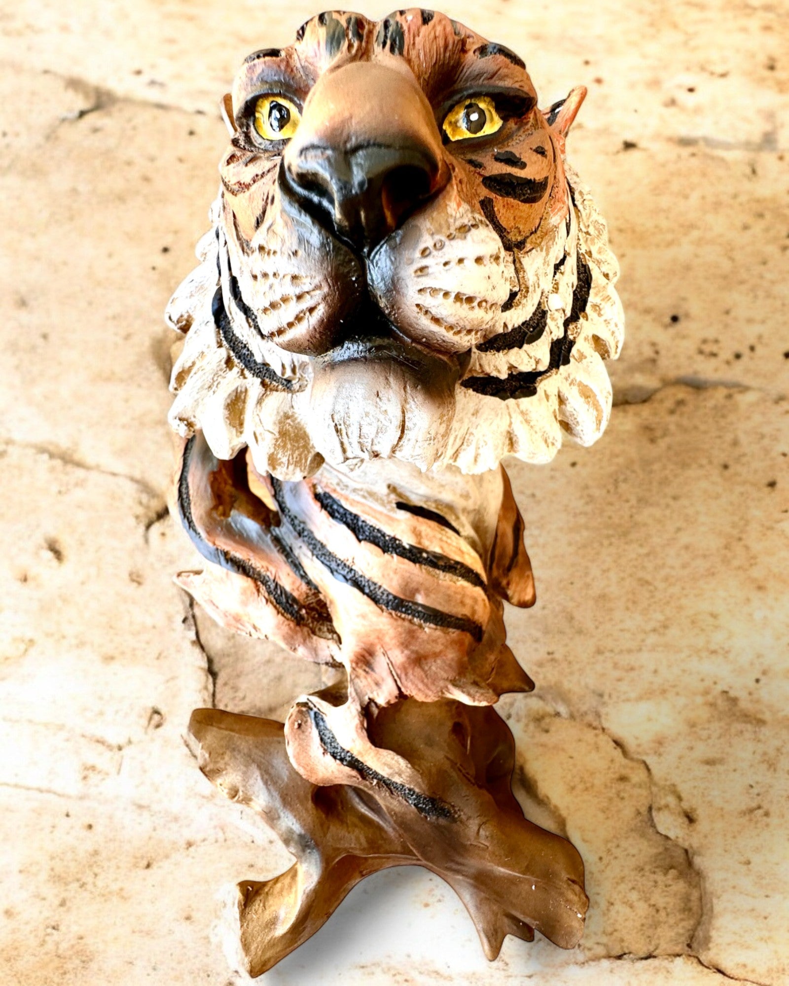 Statueta "Tigar Kralj Džungle" s opcijom graviranja, figurica visine 29 cm, dekoracija za poklon