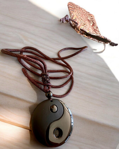 Boho kaklarota no obsidianu Yin Yang Tai Chi, iespēja personalizēt ar gravējumu dāvanai