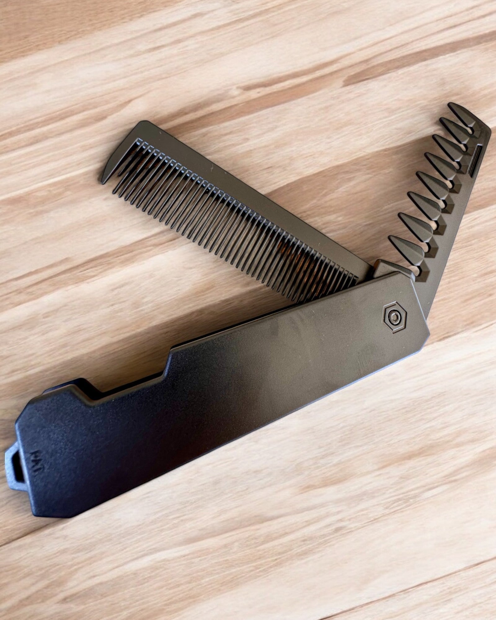 Comblok - Foldable Multifunctional Comb, personalization option with engraving for a gift