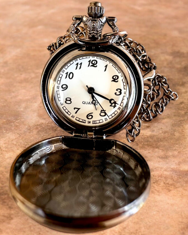 "Magic Waist" Pocket Watch - Stylish stainless steel accessory, personalized with engraving as a gift