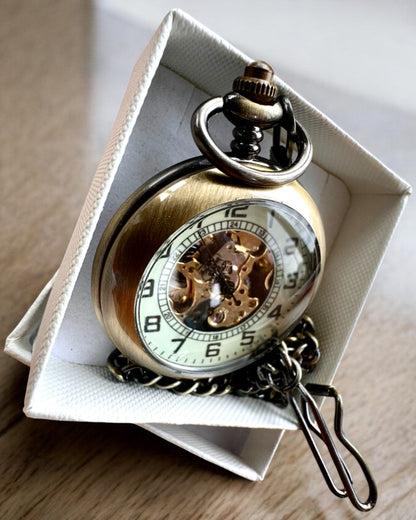 Classic Pocket Watch "Oldtimer" - stylish retro elegance, personalization option with engraving for a gift