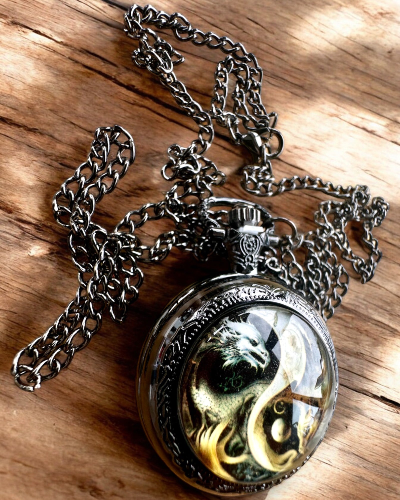 "Dragon Circle 2" Pocket Watch – a stylish accessory with a touch of magic - personalization with engraving for a gift