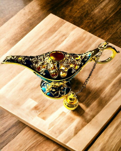 Small Handmade Aladdin Lamp - Metal Artistic Handicraft for Home Decoration, engraving