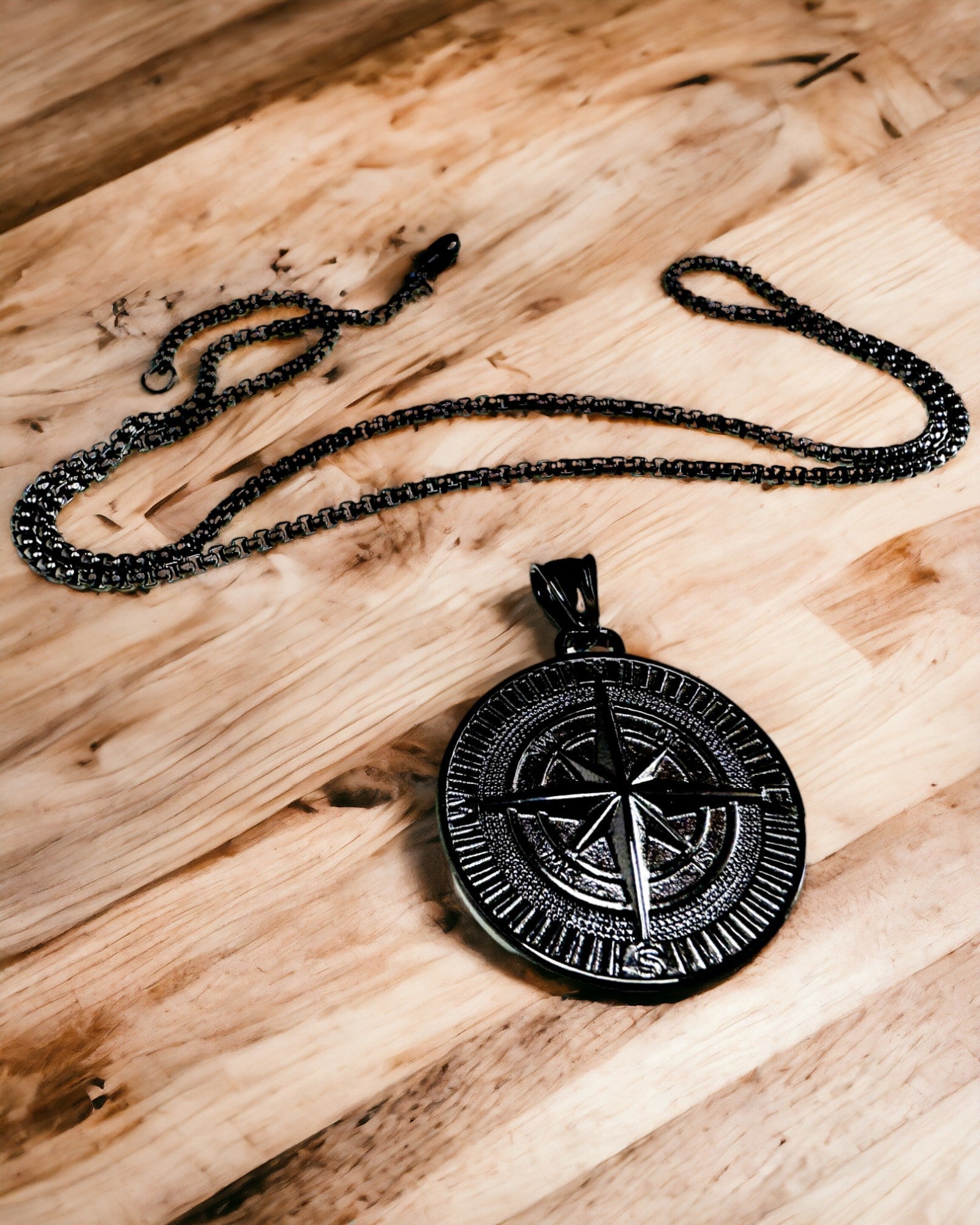 Compass Necklace – Forged Stainless Steel Jewelry for Men and Women in Two Colors, with Engraving