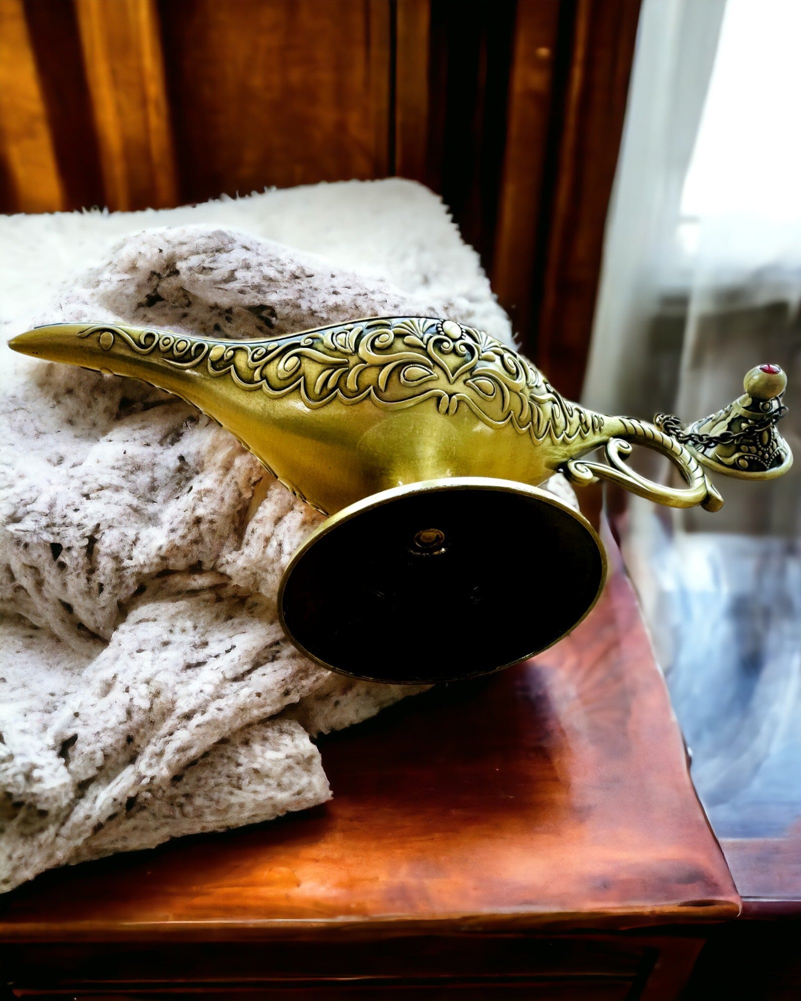 Aladdin's Magic Lamp with Engraving Option - Chopped Gold Variant