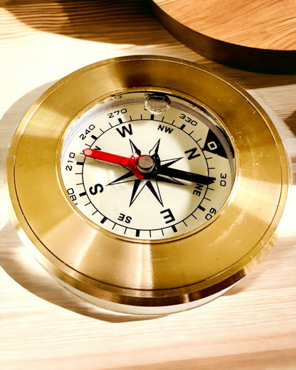 Navigation Compass with Engraving Option, Brass, Classic Design – 5 cm