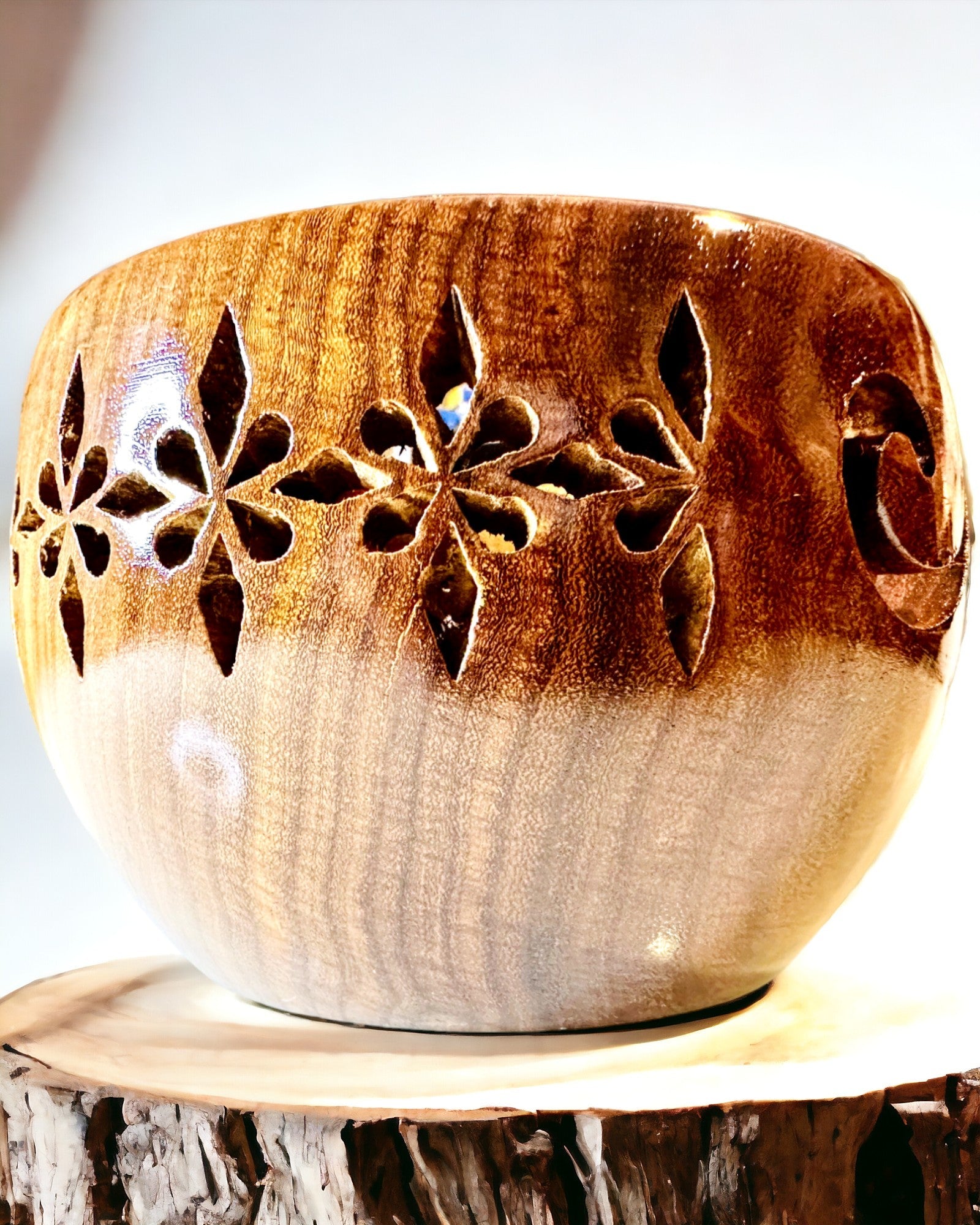 Bowl "Indian Handicraft" - Premium, Handcrafted with Engraving Option