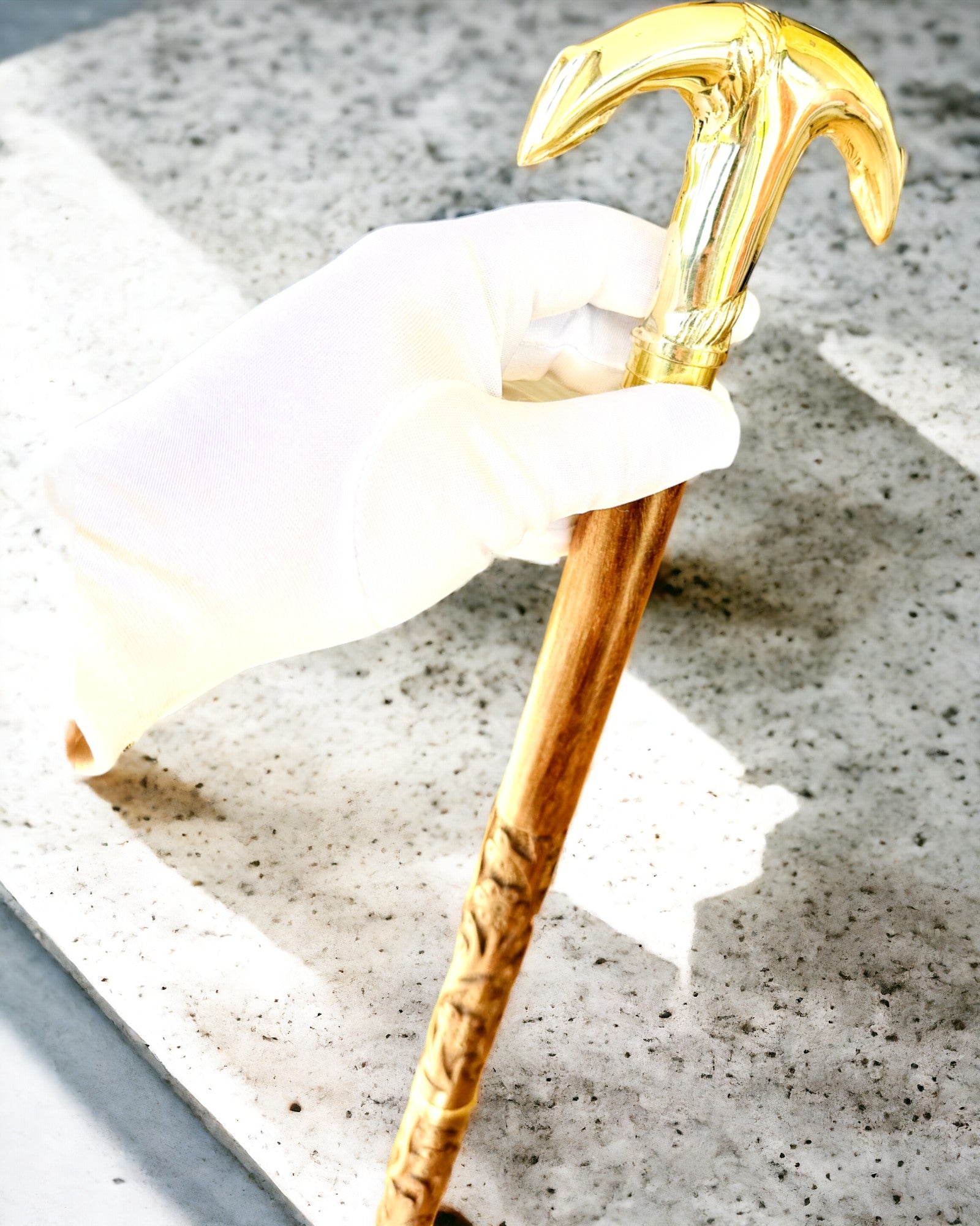 Hand-Carved Travel Cane, for Walking "Royal Wanderer" in Brown with Patterns