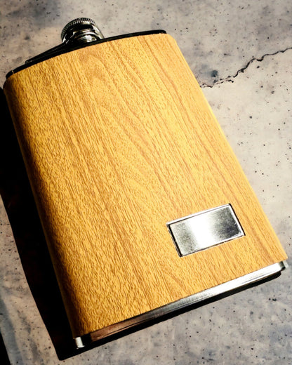 Wooden Set "Flask Elegance" with the possibility of personalization by engraving