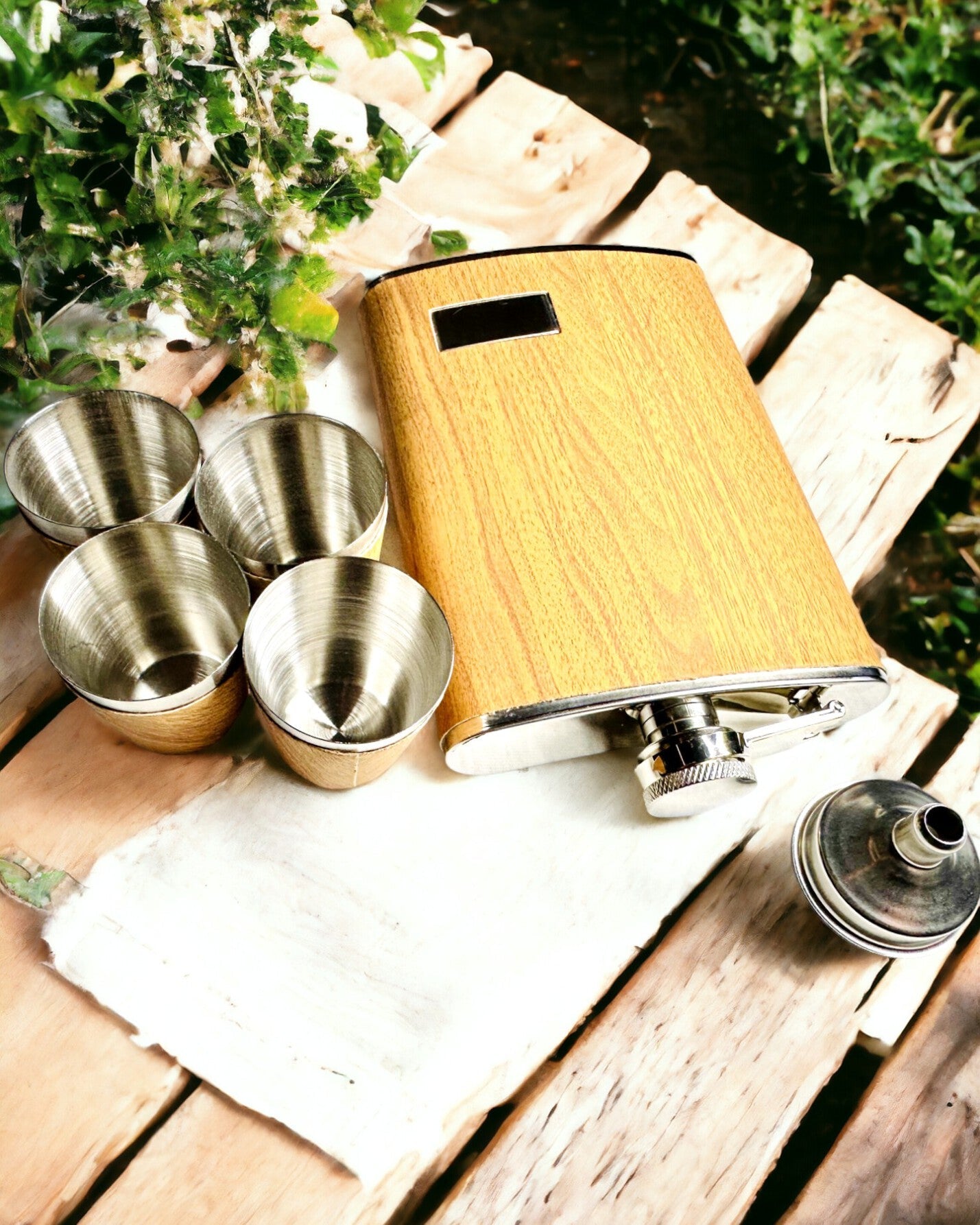 Wooden Set "Flask Elegance" with the possibility of personalization by engraving