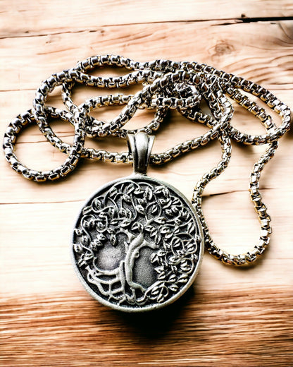 Dzīvības Koka Amulets ar Gravēšanas Iespēju - kaklarota "Dabas Vitalitāte", personalizācija