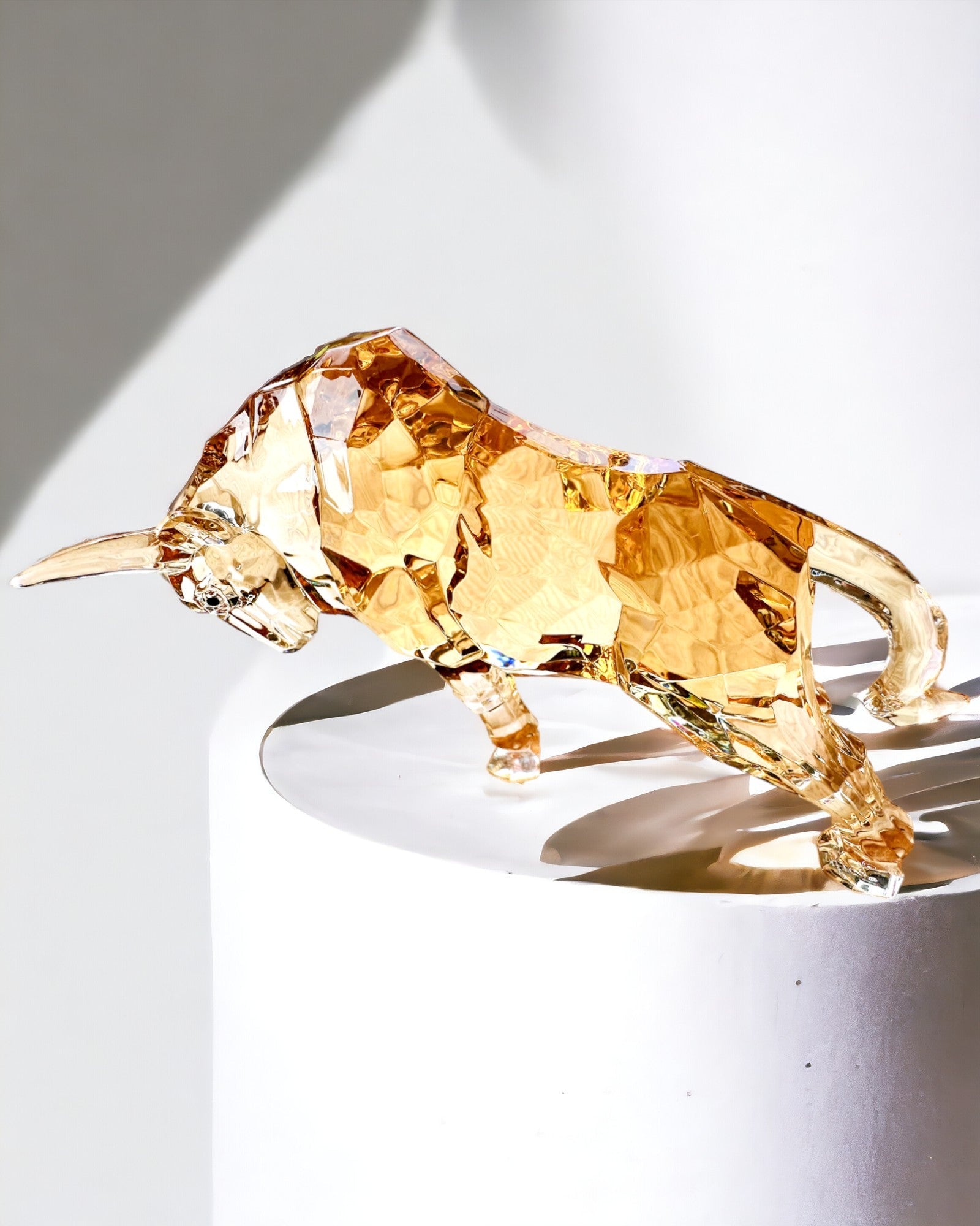 "Golden Bull" Statue made of Resin, transparent design, customization option