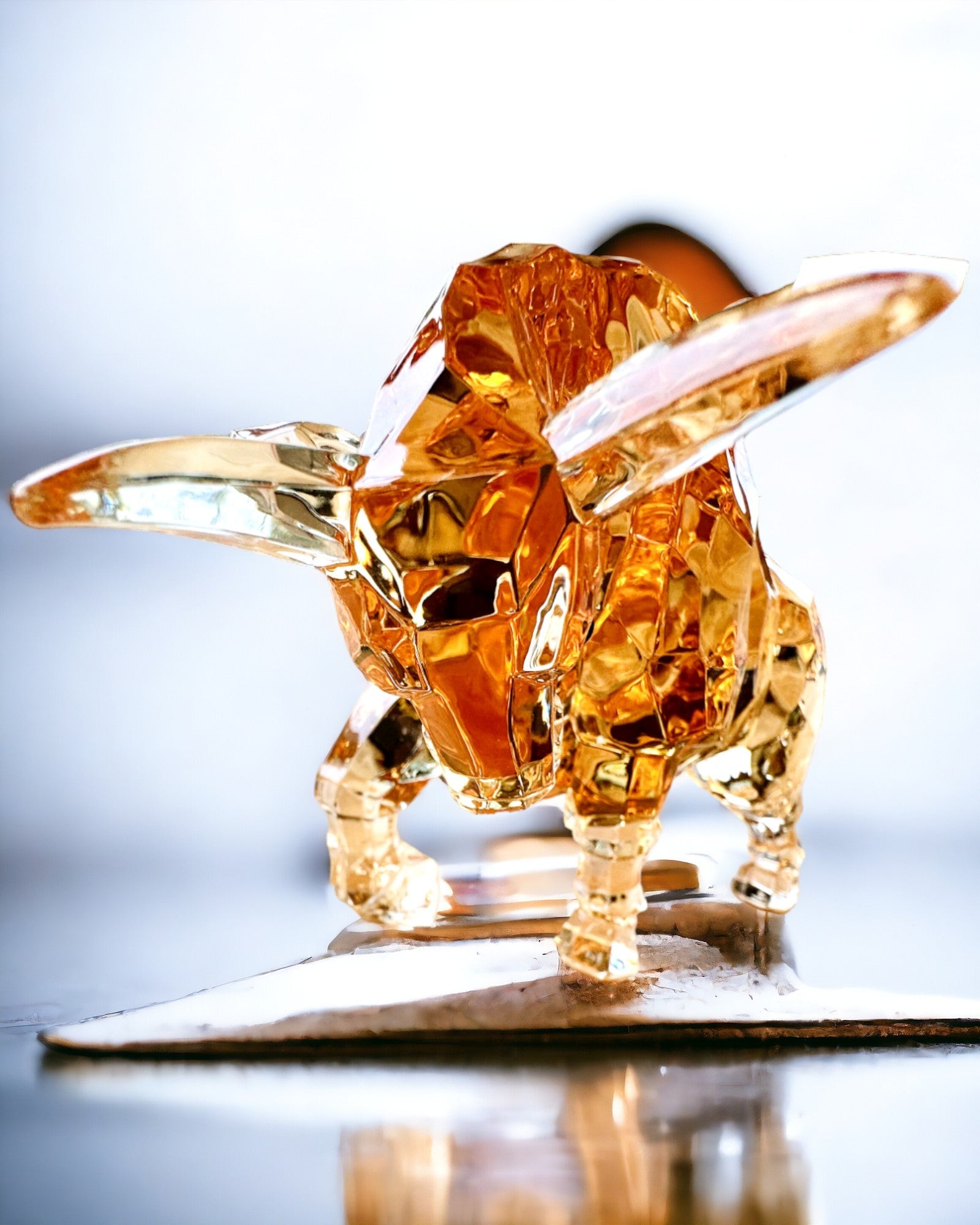 "Golden Bull" Statue made of Resin, transparent design, customization option