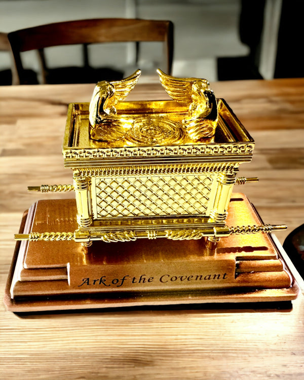 Ark of the Covenant Replica Gilded - Decorative Ark Statue in Copper XL Size 28x15.6x20 cm