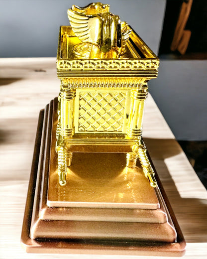 Golden Replica of the Ark of the Covenant – Decorative Ark Statue made of Copper in XL Size 28x15.6x20 cm