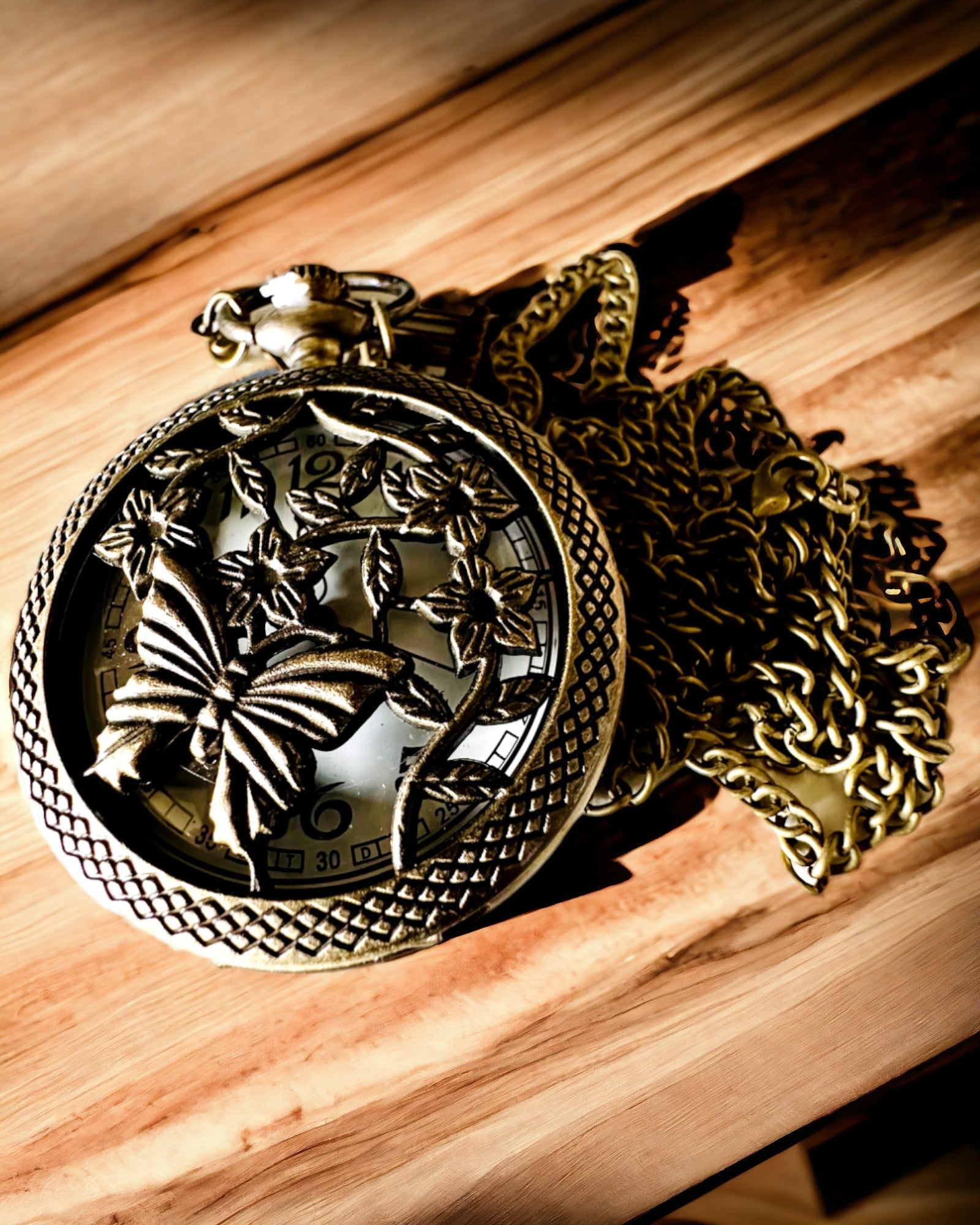 Pocket Watch "Butterfly Elegance" with the possibility of personalization by engraving