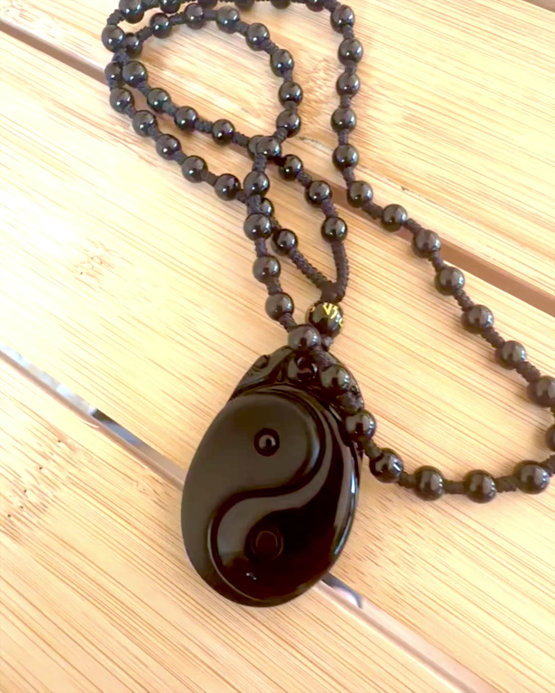 Obsidiana Yin Yang amulets ar gravējumu - Harmonija un Aizsardzība, personalizācija ar gravējumu dāvanai