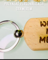 Elegant Wooden Keychain with the Possibility of Personalizing with Engraving - Perfect for a Gift