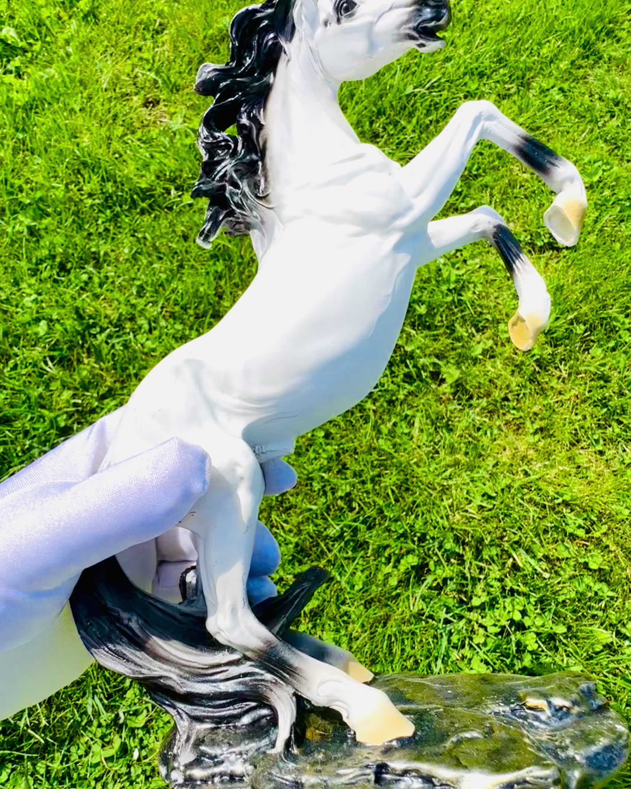 "Elegant Jumper" - White Horse Figurine with Engraving Option