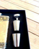 Elegant hip flask "Golden Rose" with a set of glasses, personalized with engraving as a gift