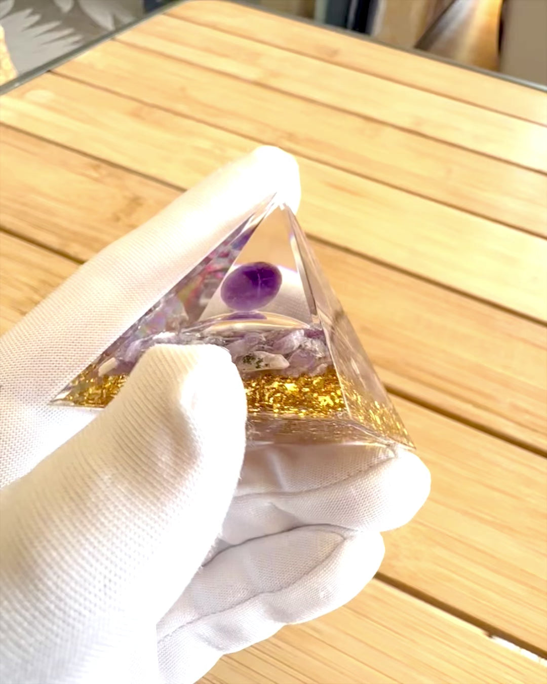 "Amethyst Star" Energy Pyramid orgonite with amethyst crystals