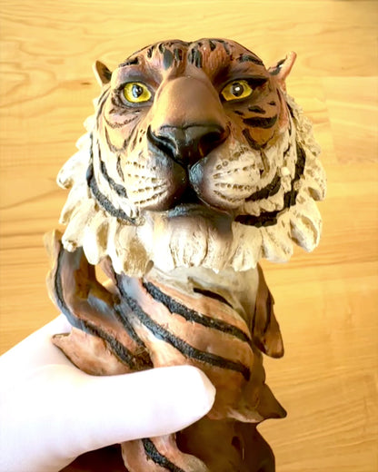 Statueta "Tigar Kralj Džungle" s opcijom graviranja, figurica visine 29 cm, dekoracija za poklon